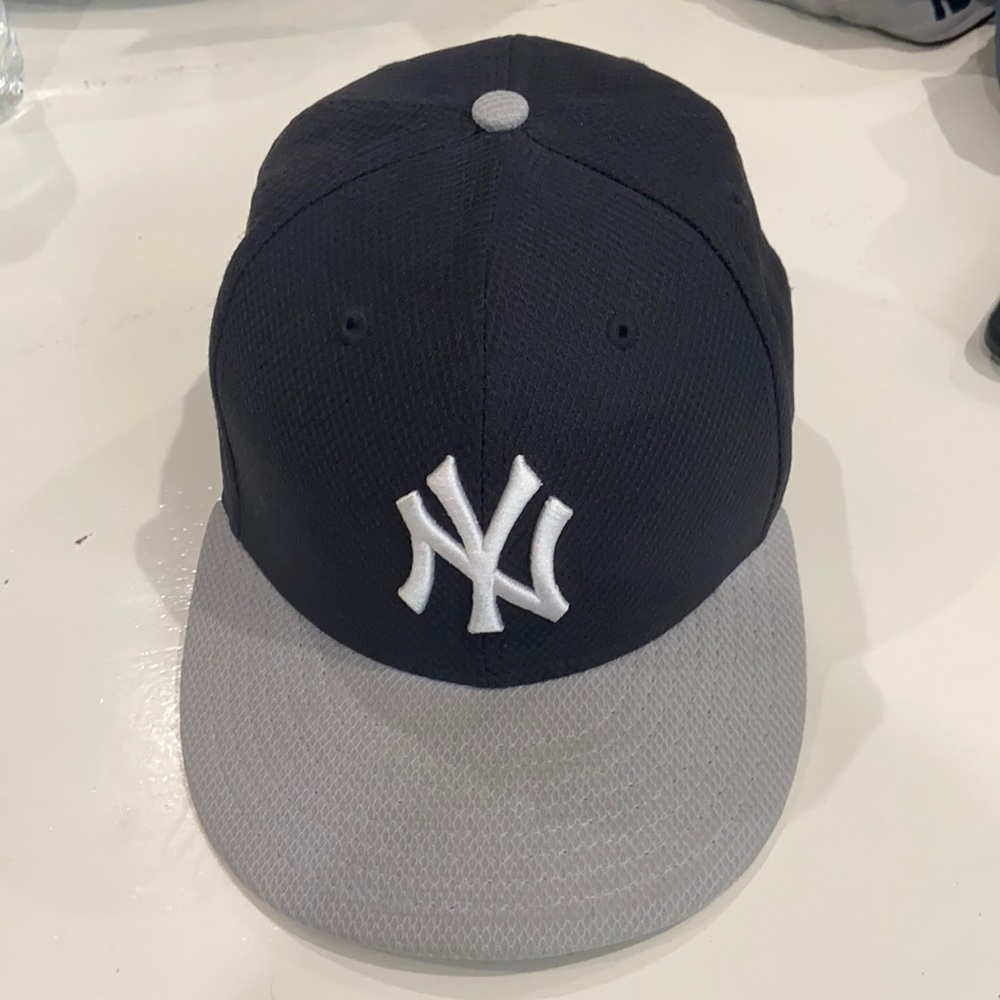 Yankees hat